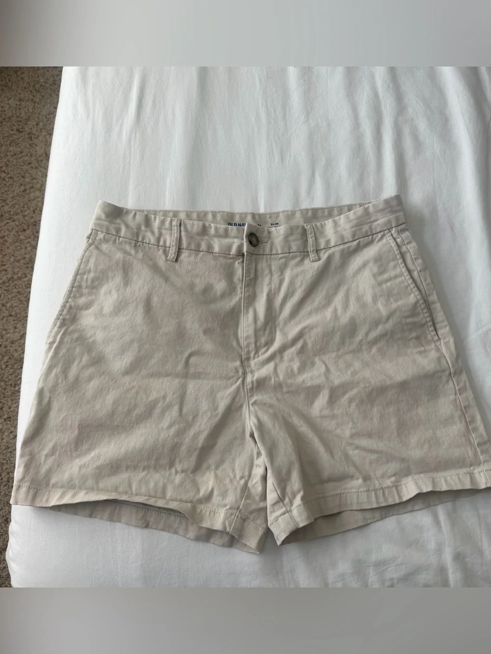 Old Navy Men’s Beige Cotton Chino Shorts